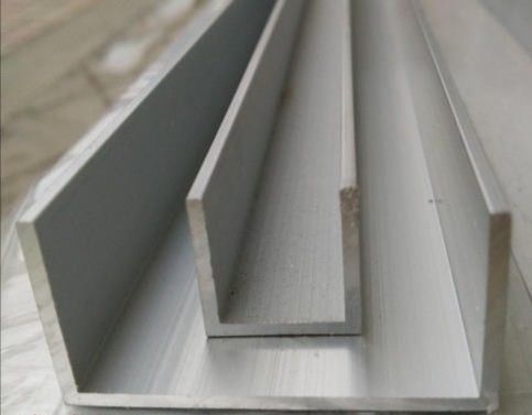 Profile aluminiowe do szalunków budowlanych