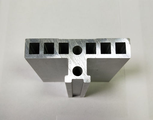Wykończenie młyna Anodowanie Srebrne profile aluminiowe wytłaczane CNC