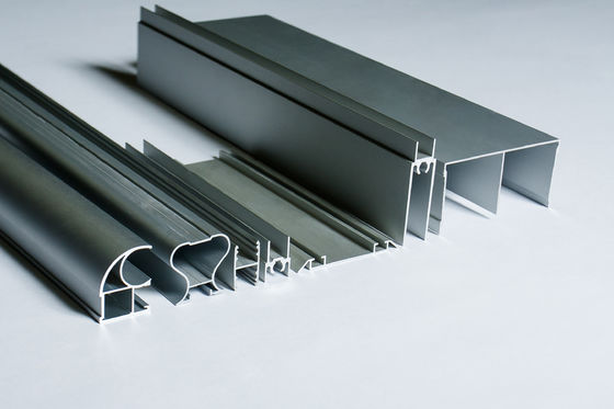 Wykończenie młyna 0,70 mm Szafa Niestandardowe profile aluminiowe